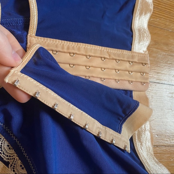 Gorgeous 2 Pc. Lingerie - Picture 10 of 10